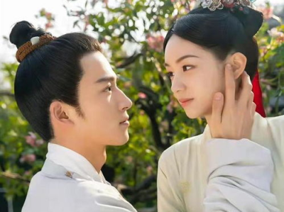 刘芮麟意外加入陈妍希周柯宇CP行列，甜蜜互动引网友热议