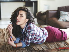 年龄不是距离：36岁男子倾心追求43岁女子，以“姐姐”之名诠释真爱